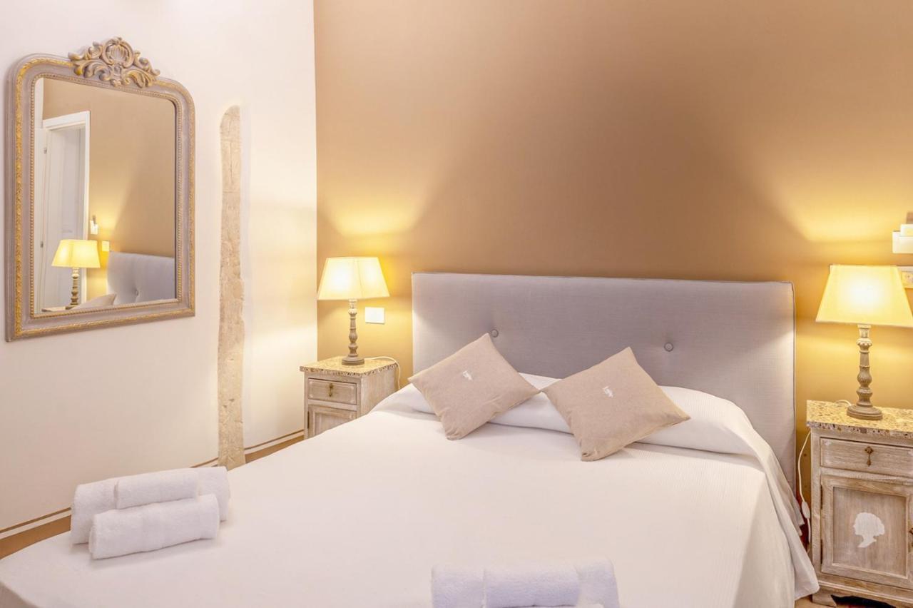 Casa Modica - Luxury Rooms 노토 외부 사진