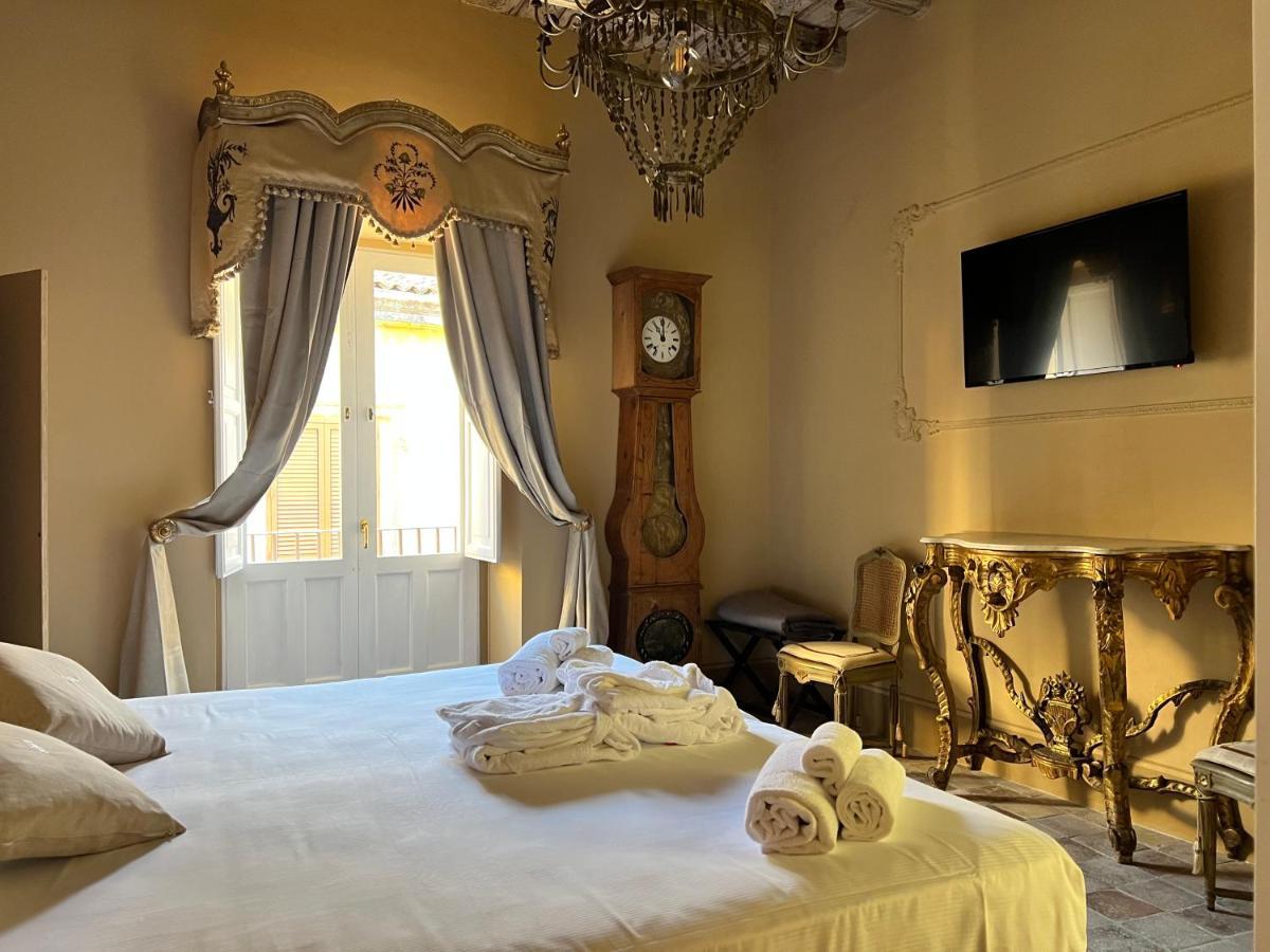 Casa Modica - Luxury Rooms 노토 외부 사진