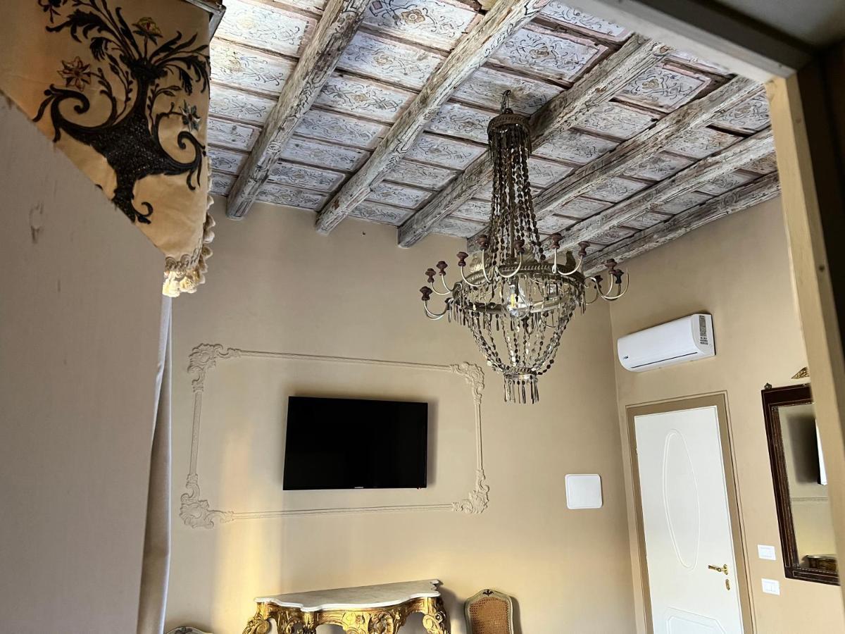 Casa Modica - Luxury Rooms 노토 외부 사진